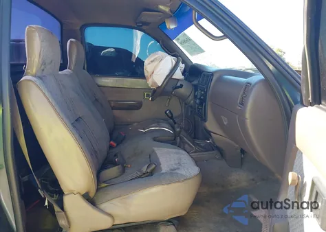 1996 Toyota Tacoma из США, поврежденный, VIN 4TAPM62N0TZ192501